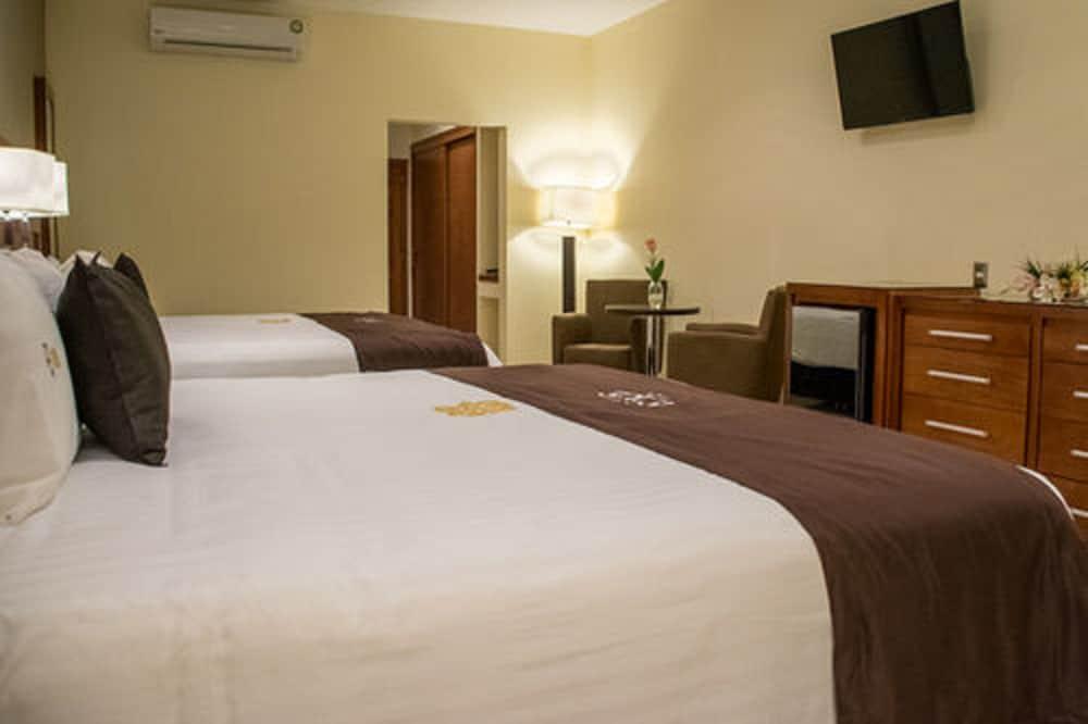 Hotel Ecce Inn&Spa Silao Exterior foto A room at the hotel